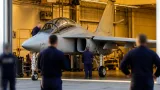Roll-out del primo M-346 Pan: il nuovo aereo delle Frecce Tricolori esce dagli stabilimenti Leonardo